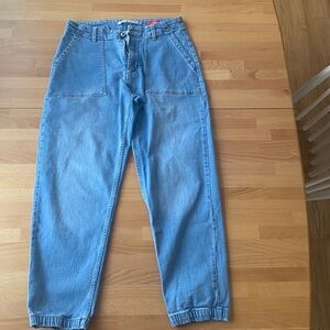 Celebrity Pink The Easy Jogger Jean light wash 27